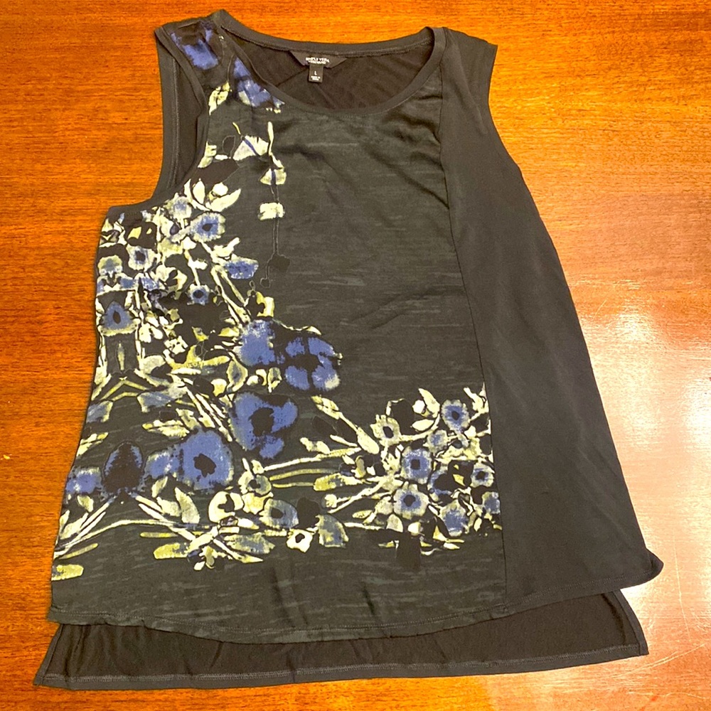 Simply Vera black/dark grey tank top with floral design.
